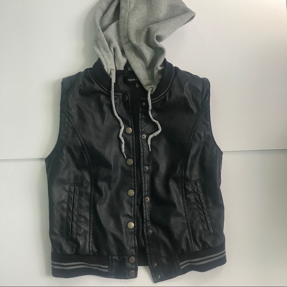 New Look navy blue faux leather hooded vest size S